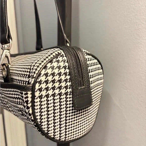 Ralph Lauren Black White Houndstooth Barrel Baguette Shoulder Bag | 11x5x3.5" - Picture 4 of 12